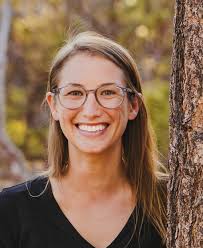 Emily Shea's Instagram, Twitter & Facebook