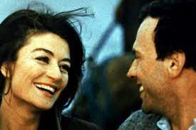 Un homme et une femme france. Bande Annonce Un Homme Et Une Femme Video Dailymotion