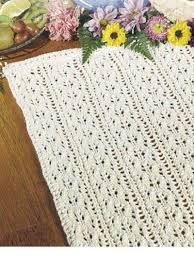 Summer Vines Table Runner Knitting Patterns Free Table Runner Pattern Knitting Patterns