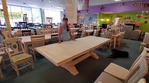 Commercial banks deal mainly with individual customers, for instance, private citizens, small businesses, and such like. The Banks Extension Dining Table Is Made Of Solid Wood