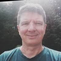 Carolyn Hawes's Instagram, Twitter & Facebook