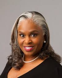 Beverly Carr's Instagram, Twitter & Facebook