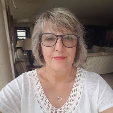 Jane Gribble's Instagram, Twitter & Facebook