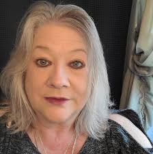 Sharon Karpinski's Instagram, Twitter & Facebook