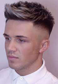 40 Textured Men S Hair For 2021 The Visual Guide Men Hair Highlights Haircuts For Men Men Hair Color