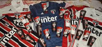 Camisa 2 são paulo fc 21/22. Sao Paulo Fc Camisa Copo Cartao Demais A Colecao Do Icaro Que Compartilhou Essa Foto De Itens Do Clube Que Mostram O Nosso Parceiro Banco Inter Tem