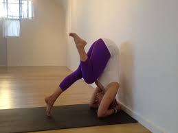 Kathryn Budig Challenge Pose Headstand Yoga Challenge Poses Kathryn Budig Yoga Yoga For Flexibility
