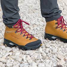 Scarpe da trekking zamberlan 103 hike lite rr hydrobloc graphite. Zamberlan 1996 Vioz Lux Gtx Rr Women S Hiking Boots Made In Italy