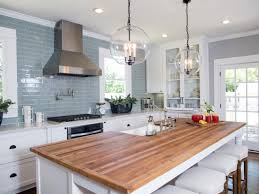 It's no surprise that chip and joanna gaines' home in waco, texas, is stunning: Photos Joanna Gaines Kitchen Fixer Upper Kitchen Kitchen Renovation