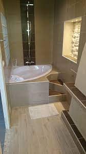 10 baignoires qui en jettent baignoire angle salle de bain. Salle De Bain De Ma Chambre Parentale Coin Douche Bain Baignoire D Angle Et Douche Pluie En Deco Douche En Coin Idee Salle De Bain Amenagement Salle De Bain