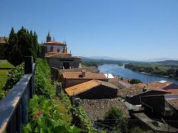 7 Pueblos Congelados En El Tiempo En Galicia Que Tal Vez Desconocias Viajes 101lugaresincreibles Viajes Espana Catedral