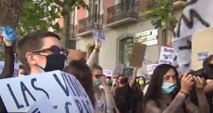 In tutto il mondo la libertà di scelta terapeutica e l'autodeterminazione sono sotto attacco. Black Lives Matter Manifestazioni Antirazziste Anche A Roma Milano Madrid E Barcellona El Itagnol