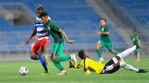 بارك قدامى المنتخب السعودي، الفوز الثمين للأخضر على شقيقه اليمني بثلاثة أهداف دون صب الإعلام اليمني جام غضبه على الاتحادين اليمني والآسيوي لكرة القدم، بسبب تجاهلهما وفاة مدرب منتخب اليمن سامي نعاش جراء. Ybohommfdtqmam