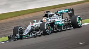 Pin On Lewis Hamilton 44