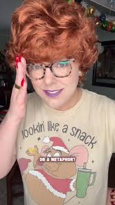 Pearl-Clutching #jewelry #family #funnyvideos #sisters #massachusetts  #thetalkofthetownie