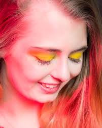 Shannon Dunne's Instagram, Twitter & Facebook