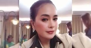 Sekilas Mengenal Sosok Novi Zass, Artis Cantik dan Humble