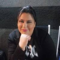 Juliana Sauer's Instagram, Twitter & Facebook