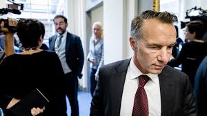 Column özcan akyol schrijft drie keer per week over wat hem bezighoudt. Kamerlid Wybren Van Haga Geschorst Van Linkedin Na Valse Inhoud Rtl Nieuws