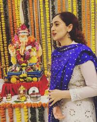 Shaheer sheikh age, biography, wife name, girlfriend, marriage, sister, wedding, date of birth, birthday, family, height, real wikipedia, phone number, erica fernandes, tv shows, images, photos, interview, body, house, religion, mahabharat, hairstyle, movies, youtube, upcoming projects. Shaheer Sheikh Wife Ruchikaa Kapoor Is The Least Sexy Among His Ex Starbiz Com