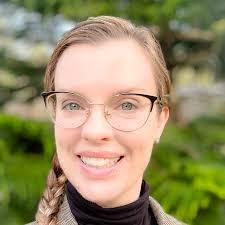 Judy Paredes's Instagram, Twitter & Facebook