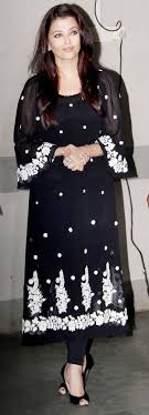Pin By Fulan On Aishwarya Rai Bollywood Fashion Indian Celebrities Pakistani Dresses