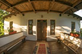 Casa memorială mihai eminescu a avut o istorie tumultoasă, suferind mai multe modificări odată cu trecerea timpului. Casa Mihai Eminescu Din BotoÈ™ani Planiada