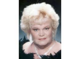 Ella Gregg's Instagram, Twitter & Facebook