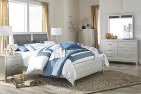 A headboard is what makes a bed look really solid and impressive. Olivet B560 By Signature Design By Ashley Royal Furniture Signature Design By Ashley Olivet Dealer