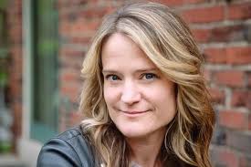 Pretty Little Liars' Author Sara Shepard Signs With Gersh