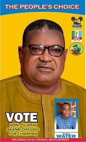 Handsome Nollywood actor Onny Micheal marks his beautiful wife's birthday.  Happy birthday to her. Offering a word of prayer for her. #lillyfriday  #Actor #celebrity