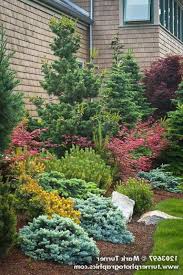 51 Smart Ideas To Make Evergreen Landscape Garden On Your Front Yard Page 49 Of 52 Front Yard Landscaping Design Evergreen Landscape House Landscape