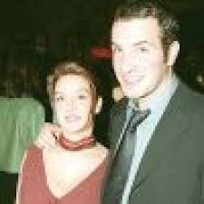 In her early acting career, semoun appeared in such films as the comedy les trois freres (1995) with didier bourdon, the. Elie Semoun Presente Son Fils Antoine Au Faux Air De Jean Dujardin Sur Buzz Insolite Et Culture