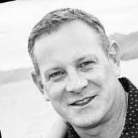 Suzannah Hall's Instagram, Twitter & Facebook