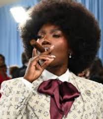 CityNews Suzy's SmokeRoom