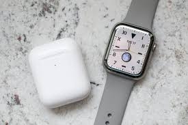 Scegli la consegna gratis per riparmiare di più. A Week On The Wrist The Apple Watch Series 5 Edition In Titanium Hodinkee