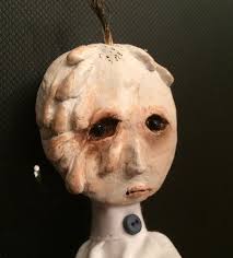 吞噬靈魂的眼睛！拾棄物製「陰鬱人偶」 男童避談背後涵義| 療心粿| 鍵盤大檸檬| ETtoday新聞雲