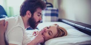 Kolik času trávíte ráno před zrcadlem? Petra 45 Pritel Me Znasilnil Zatimco Vedle Spaly Deti Bojim Se Ho Dama Cz