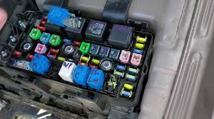 Like to the right and below radio area. 2008 Hyundai Sonata Fuel Pump Fuse Relay Fuel Pump Access Circuit Explained Youtube