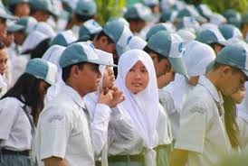 Kamu yang mengambil jurusan ipa dan ips sesuai nilai di sekolah, tidak perlu khawatir dengan perbedaan keduanya. Quiz Kenali Perbedaan Sma Smk Ma Kamu Pilih Mana