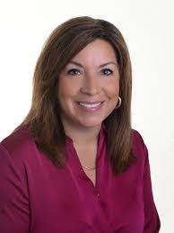 Yvette Cook's Instagram, Twitter & Facebook