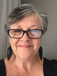 Jennifer Beland's Instagram, Twitter & Facebook