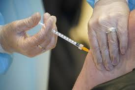 Vorsichtshalber sollen in der hauptstadt die impfungen mit astrazeneca bei menschen unter. Germany Others Stick With Astrazeneca Vaccine As Some Pause
