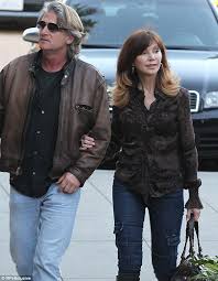 Nov 27, 2016 · victoria principal, one of the sexiest stars during her prime, is the subject of plastic surgery rumors. Dallas Star Victoria Principal 61 Looks Youthful In Malibu Daily Mail Online