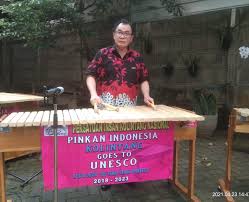 5 jenis alat musik unik dalam bermusik. Pinkan Berharap Alat Musik Kolintang Diakui Unesco Beranda