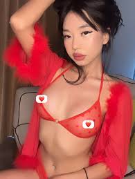 Yoonipooni LIVE Cam and Free Sex Chat - Dachix