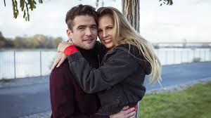 Diese anzeige ist leider bereits abgelaufen und somit nicht mehr aktuell. Carolina Noeding Sie Liebt Koln 50667 Kollege Daniel Peukmann Kukksi Star News Beauty Und Trends