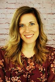 Jackie Weiss's Instagram, Twitter & Facebook