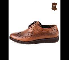 Par ailleurs, elles sont également très confortables pour finaliser votre allure chic en pleine. Chaussure Classique Homme Camel Vongo Tn