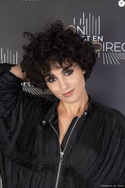 Quels étaient les pronostics des bookmakers et quels sont les interprètes favoris dans le classement des parieurs anglais, la france était 2e avec barbara pravi et voilà. Ttfqcpc86eldcm